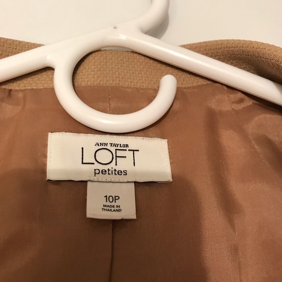 Ann Taylor Loft cropped blazer - Picture 3 of 3